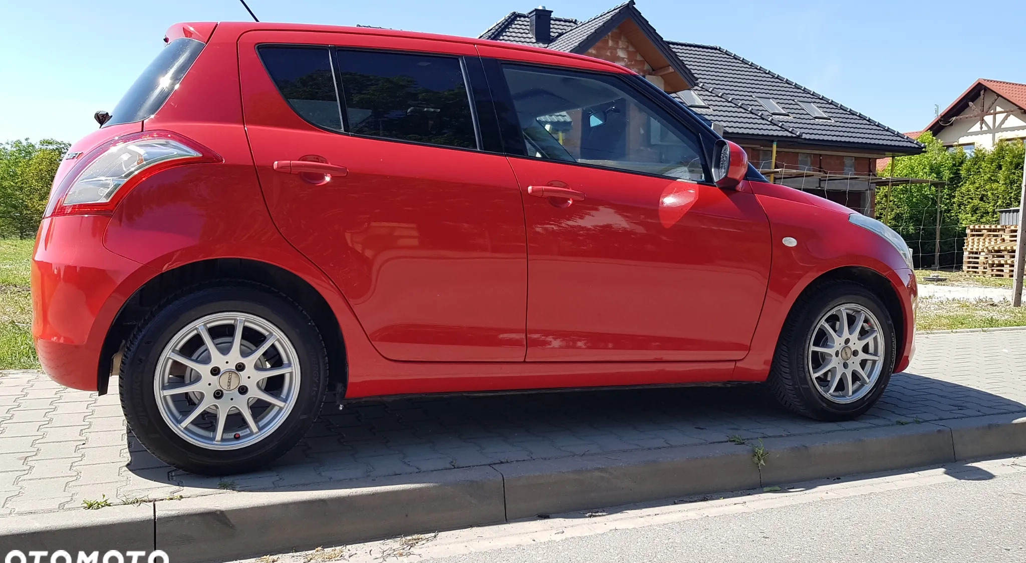 Suzuki Swift cena 25400 przebieg: 83000, rok produkcji 2011 z Proszowice małe 704